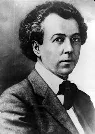 Flashback: Frank Lloyd Wright's Taliesin was a refuge for illicit romance.  But tragedy tore apart the love he built.