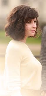 Burberry Iconic British Luxury Brand Est 1856 Felicity Jones Hair Hair Styles Short Hair Styles