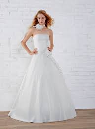 Recherche compliquée robe de mariée petit budget | mademoiselle. Robe De Soiree Chez Tati Mariage 10e663