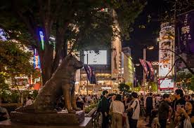 Архивировано 28 марта 2012 года. Hachiko Memorial Statue Tokyo Cheapo