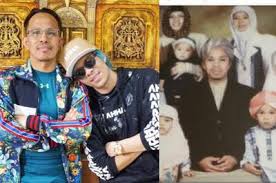 Gen halilintar adalah keluarga besar yang memiliki 11 orang anak ini memang tergolong keluarga yang unik. Atta Halilintar Puji Ayahnya Setinggi Langit Sosok Mantan Istri Kedua Muncul Kuliti Borok Gen Halilintar Yang Pilih Kasih Seolah Tak Akui Anak Perempuannya Pengacara Selayaknya Anak Ingin Dapat Kasih Sayang Orang Tua