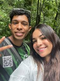 Iré a Cahuita y Puerto Viejo, pero me quiero bajar del bus en Limón antes  de llegar. ¿Es seguro Limón para una pareja que camina con maletas? ¿Hay  disponibilidad de transporte de