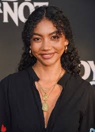 Bobby Hullum's Instagram, Twitter & Facebook