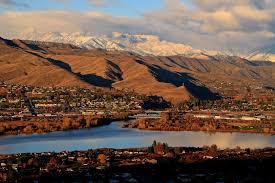 Wenatchee Washington Confluence Of The Wenatchee River Center And The Columbia River Snow Covered Cascade Mountains In Cascade Mountains River Wenatchee