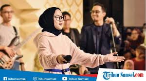 Keutamaan sholawat sa'adahkebahagian dunia akhiratpenghapus kesulitan▫kesusahan▫kesempitan. Kumpulan Kunci Chord Gitar Lagu Populer Nissa Sabyan Deen Assalam Ya Maulana Habibal Qolbi Halaman All Tribun Sumsel