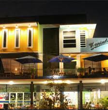 Karena aku lagi mikirin pacarku aku jadi ngaceng. 20 Tempat Makan Di Tangerang Yang Cocok Untuk Acara Buka Puasa Jalan Seru