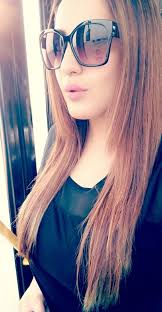 Isha Ali (@IshaAli09118537)