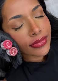 Looking for a Makeup Model CBD Hey beauties! I'm looking for a model for a  makeup session for photo and video content, in exchange you'll get full  makeup and hairdo for FREE,