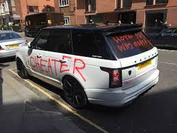 In this video jimbo shows you how to remove graffiti from a car in the fastest way possible. How To Get Spray Paint Or Graffiti Off A Car Jack S Blog