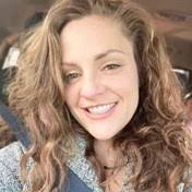 Darlene Cartwright's Instagram, Twitter & Facebook