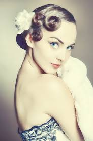 Blacklist Check Wasserwellen Frisur 20er Jahre Frisur Haar Styling