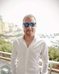 We're proud to announce a partnership with professional racing driver valtteri bottas. Bottas S Beard Bottas Beard Twitter