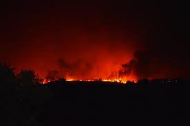 Um incêndio está a lavrar no sítio do chã da casinha, em monchique, desde as 15h11, com duas frentes ativas. Cprjclpqli412m