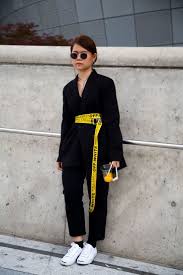 Black On Black With A Off White Belt White Sneakers Street Style Look Everyday Outfit Winter Korean Street Fashion Sneakers Street Style Korean Fashion Trends ▶meilleure photo pour votre projet! black on black with a off white belt