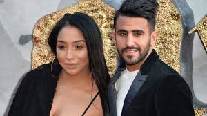 Ricky rubio and sarah colome caught all the glitter in a passionate movie kiss under the watchful eyes of those prese. Sportmob Hottest Football Players Wives And Girlfriends