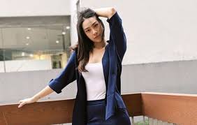 Terlihat ada dua foto yang dibagikannya. Dikabarkan Tinggal Serumah Dengan Pacar Anya Geraldine Bilang Begini Jpnn Com