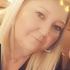 Hi, I'm really struggling with fibro pain and I need to get my medication  from the pharmacy at leesbrook but I can't move is there anyone who could  please possibly pick it