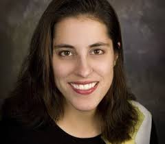 Mary Lunde's Instagram, Twitter & Facebook