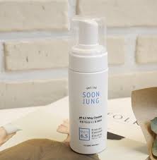 Your destination for cosmetics, beauty & fragances. Etude House Soon Jung Ph 6 5 Whip Cleanser Style Story Cleanser Whip Etude House