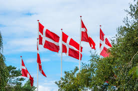 Denmark emoji was approved as part of emoji 11.0 standard in 2018 with a u+1f1e9 u+1f1f0 codepoint and currently is listed in flags category. Denmark Dk Denmarkdotdk Twitter