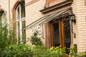 Vordach Hauseingang Glas Im Retrodesign Design Produktion Und Montage Von Lipphardt Metallbau In Gottingen Vordach Hauseingang Vordach Hauseingang