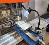 Magnetic-Base LED Machine Work Light with Flexible Gooseneck