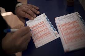 Juego de apuestas deportivas basado en la liga de fútbol española. Siete Partidos De La Quiniela De Esta Jornada Se Decidiran Por Sorteo Deportes El Pais