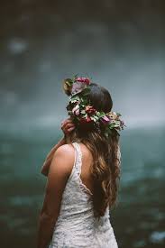 Hydrangea bridal bouquet diy wedding bouquet diy wedding flowers wholesale flowers online wedding flower design budget bride simple centerpieces practical wedding elegant flowers. Should You Diy Your Wedding Flowers 10 Dos Don Ts To Help You Decide