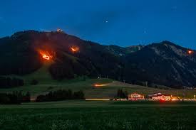 Eine kostenfreie stornierung ihrer reservierung kann in den sommermonaten 2021 bis 14 tage vor ihrer anreise erfolgen. Jesu Herz Blut Feuer Im Tannheimer Tal In Tannheim Tannheimer Tal