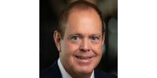 Shaun Lyons, Retail Branch Manager