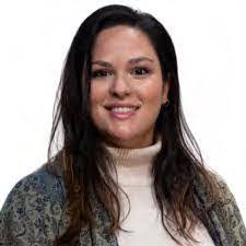 Debbie Thai's Instagram, Twitter & Facebook