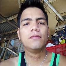 During the grand finale of American Idol Season 11, Phillip Phillips was  officially announced as the winner, defeating powerhouse vocalist and fan  favorite Jessica Sanchez in one of the most emotional and