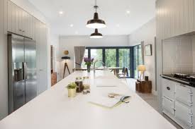 Basé à paris, transition interior design est sans cesse en recherche de nouvelles tendances pour optimiser des espaces intérieurs esthétiques, confortables et fonctionnels. La Maison Interiors