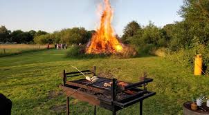 In denmark, the solstice is tied to the feast of saint john the baptist, known in denmark as sankt hans (hans being the diminutive for johannes, or john) tip of the hat to you, denmark), that means june 23rd is marked as sankt hans aften. Vwqdzjec2pbujm
