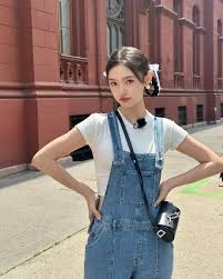 Shen Teng and Lin Yun deny rumours of romance