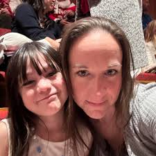 Words of encouragement DFC Hi guys it will be my first DFC & first time  leaving my toddler at home. I'm anxious and emotional about it, I know he  will be taken