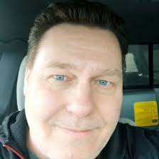 Cody was hanging out with his wife in Huntsville, AL, when his military  best friend whom he hadn't seen in a decade surprised him with a photobomb.  See more at the link