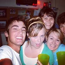 As we say goodbye to Butler Hall, share with us your fond memories of the  residence hall.