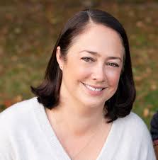 Julia Maxwell Joins ISID Team