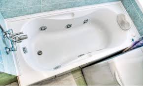 Fachmännisch gefertigt und im klassischen stil für einen zeitlosen look im gartenparadies. The Ultimate Guide To Whirlpool Baths Bathroom City
