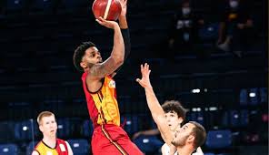 Galatasaray, 20 eylül'de uluslararası turnuvaya katılmak için yunanistan'ın girit adası'na gidecek. Galatasaray 3 Ceyrekte Vitesi Arttirip Besiktas I Yendi Video Basket Servisi