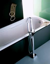 Prenez en considération la durabilité et le style des robinets de salle de bain lorsque en cherchez. Robinets Mitigeur Et Melangeur Pour Baignoire S De Bain