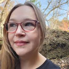 How long does it take from putting in a application to getting a email for  an Interview at Gulfstream?