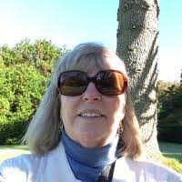 Rebecca Harlin's Instagram, Twitter & Facebook