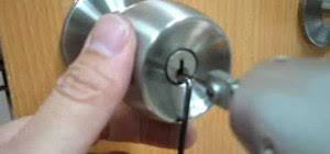 Jan 22, 2016 · ok in this video you learn how to open privacy doors with a paper clip or screwdriver. How To Pick A Locked Door With A Paper Clip Cons Wonderhowto