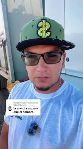 Superación Personal y Envidia en la Sociedad