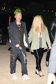 •nipsey hussle •avril lavigne •dj. Avril Ireland The First And Only Irish Fansite About Avril Lavigne 2021