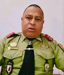 rehefa aminy avantageny zareo ny fanambarany colonel patrick tamzany dia  hoe marina be zany, rehefa ho aniny Col Patrick amin'ny marina ndray dia  hoe olona mitsoaka ary andafy ary e,,, hoy e