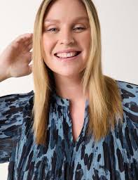 Gemusterte Plissee-Schlupfbluse