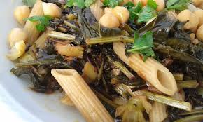 Un hilo de aceite para cocinar una pasta perfecta 6. 6 Trucos Para Cocinar Pasta De Forma Saludable